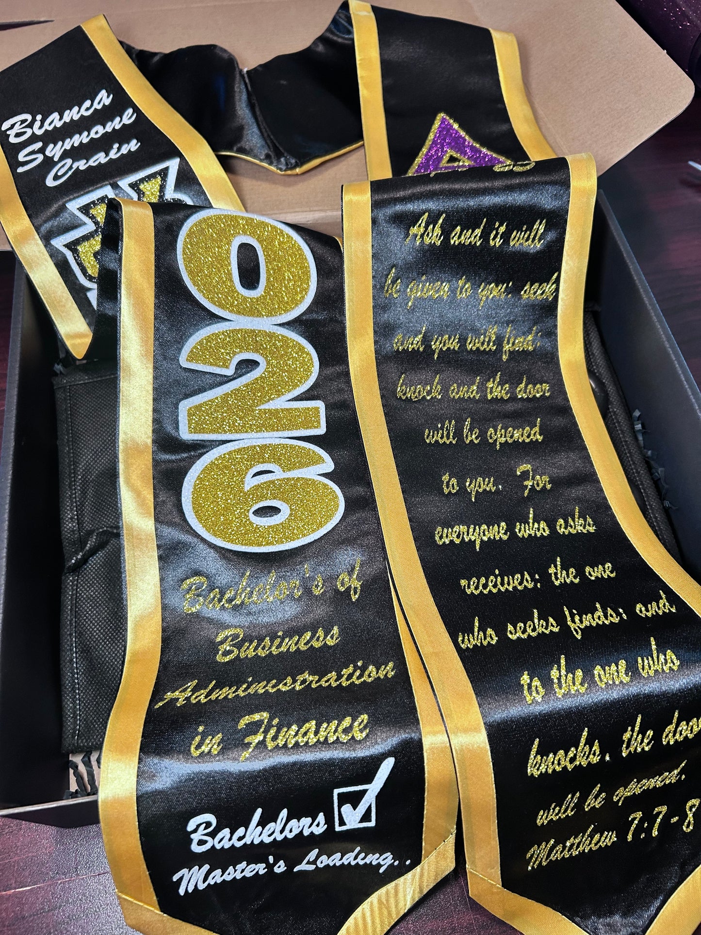 COLLEGE SATIN GRADUATION STOLE WITH SATIN TRIM